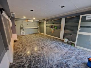 Lloguer Local Comercial a Les Termes. Local comercial en la creu de barberà