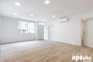 Pis a Sol i Padrís - Sant Oleguer. Piso de 3 habitaciones en sol i padris