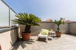 Àtic  Calle de ribot i serra. Atico duplex seminuevo en creu alta