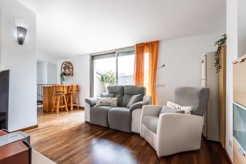 Foto e4c9b36b-ac0a-4b28-b1b4-270e60879cd0. Ático atico duplex seminuevo en Creu Alta en Creu Alta Sabadell