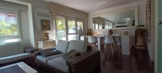 Pis a Eixample. Piso de 4 habitaciones en la avenida barberà