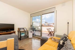 Piso en Gràcia. Piso de 2 habitaciones con terraza en gracia