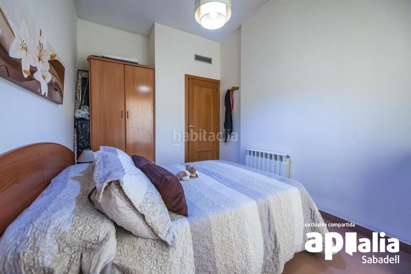 Foto 3d74f34f-1d9d-4f2e-8a87-a19fac2d3f54. Pis amb calefacció aparcament a Can Puiggener Sabadell