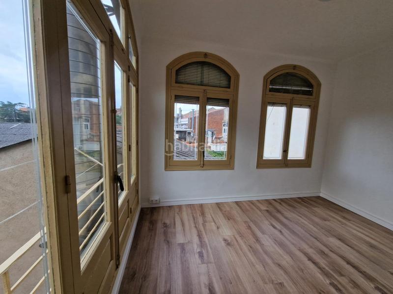 Foto dd4f1b1a-9bf8-4af7-8239-5f7be980a53b. Location bureau dans Centre Sabadell