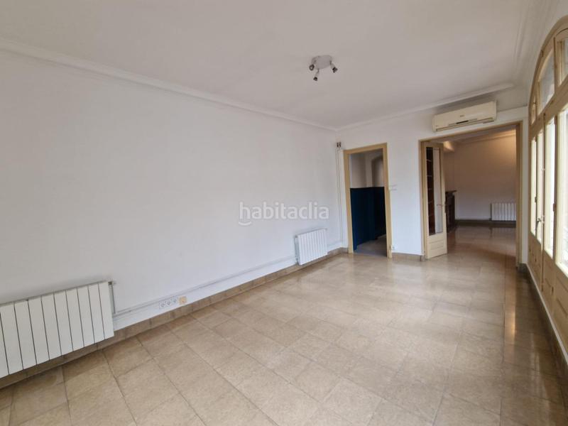 Foto f817572d-24ca-4253-bb85-fb568cc5dd45. Location bureau dans Centre Sabadell