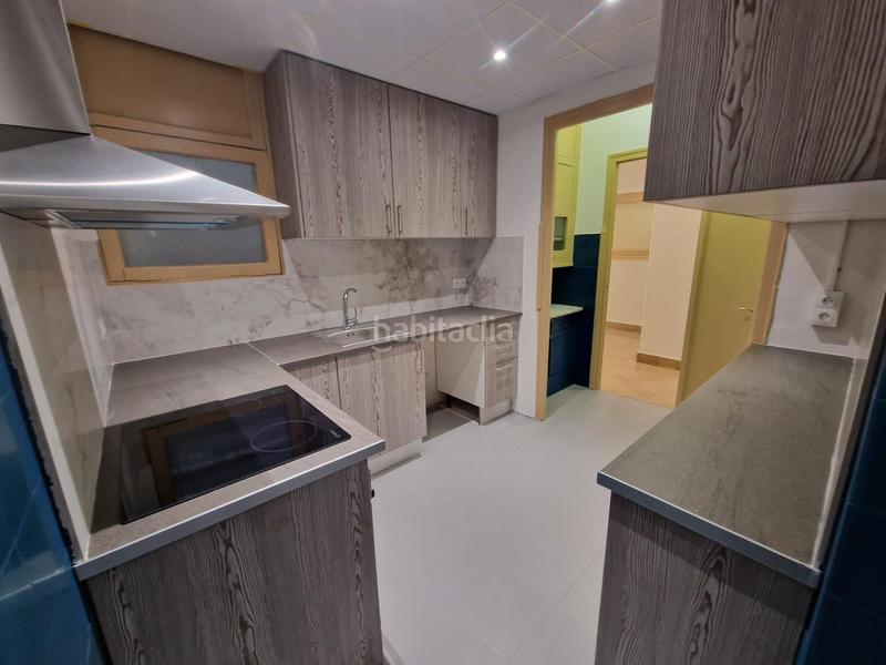 Foto 4e740125-1801-44e3-a932-111801e4ad1c. Rent office space in Centre Sabadell