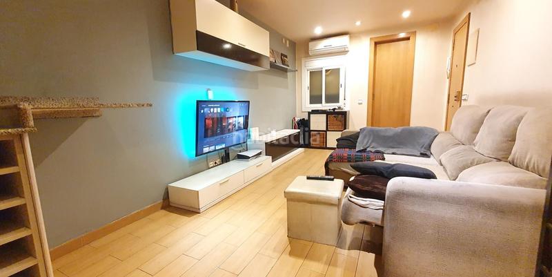 Foto 30e1f992-d7f7-4e79-93e1-a76f97ec21fe. Piso  de 2 habitaciones en la Creu de Barberà en Sabadell