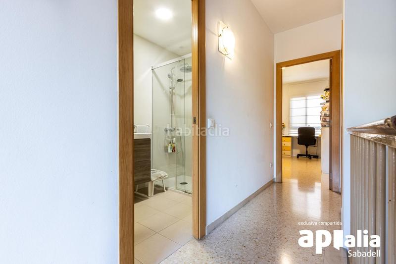 Foto b74be981-632b-48bf-ac95-3de99a976ccf. Haus mit heizung parking in Creu Alta Sabadell