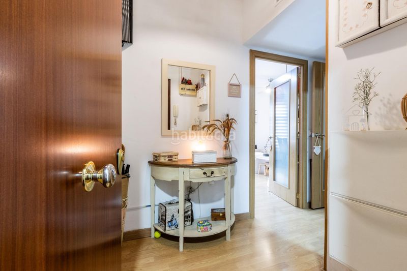 Foto 3d0110bd-4242-403a-8bd1-ffd3a76fa78b. Flat with heating in Eixample Sabadell