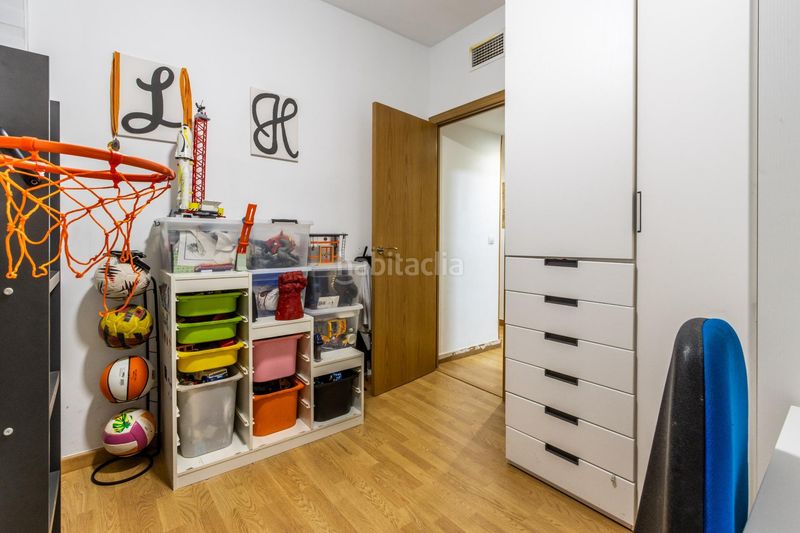 Foto 4b550ba7-ed97-4fc5-8275-d4c0c61bfd75. Flat with heating in Eixample Sabadell