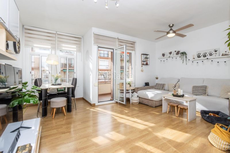 Foto ce773203-7cca-4fb7-8b87-c1b2e2fa5147. Flat with heating in Eixample Sabadell