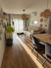 Etagenwohnung in Parc d´Europa. Piso de 4 habitaciones en zona de la romànica