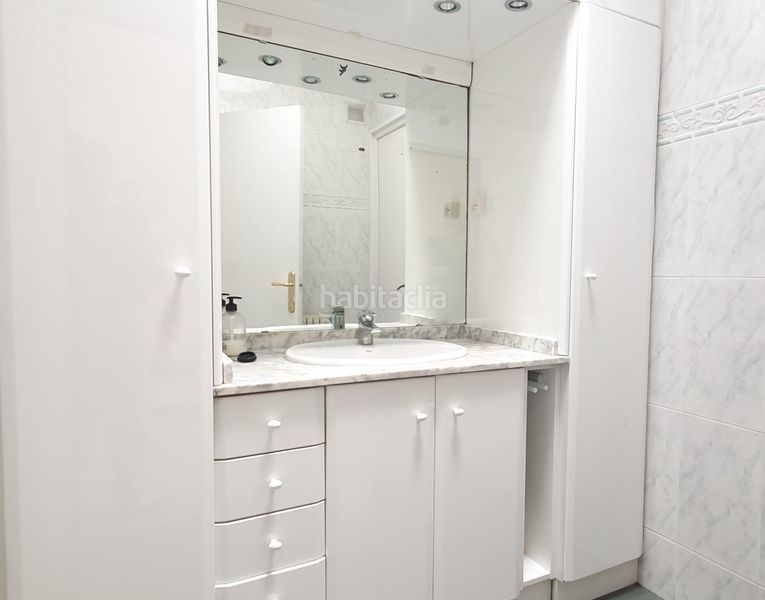 Foto dedaf337-f0e8-4c2d-bf18-216046947856. Casa in Eixample Sabadell