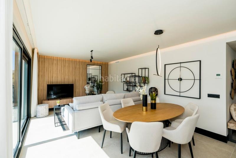 Foto 0bc68119-b047-4aa2-a5da-a0834b022732. Attico con parcheggio piscina in Las Brisas Marbella