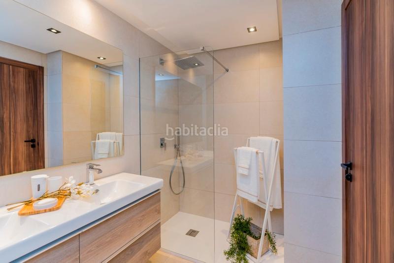Foto 1892d0f8-ab51-4fdb-a32f-9fe98b3b014f. Attico con parcheggio piscina in Las Brisas Marbella
