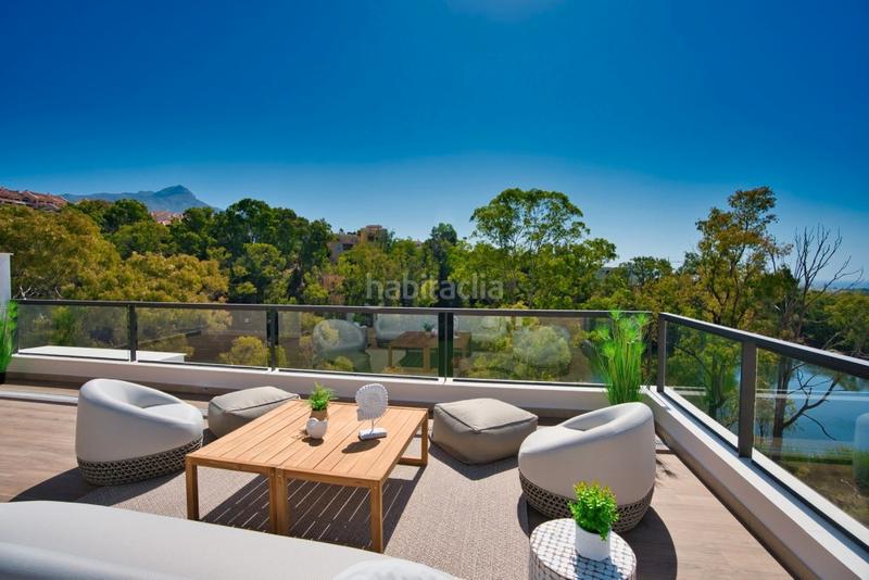 Foto 7e6840d4-4ca9-436f-a8a2-fb9212a15966. Attico con parcheggio piscina in Las Brisas Marbella