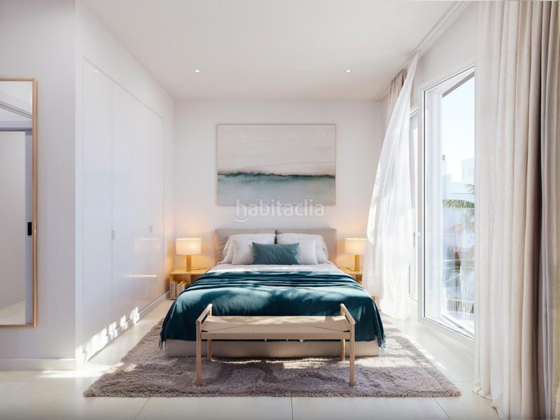 Foto 3a016080-3194-4f3b-988e-73feccef9335. Casa aparellada amb piscina a Centro ciudad Fuengirola