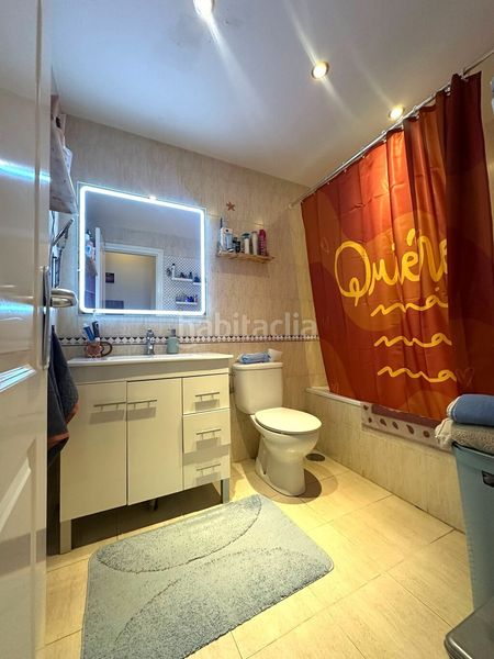 Foto b137bead-69ed-4d1e-975c-ae0a749cdf94. Apartament amb aparcament piscina a Centro ciudad Fuengirola