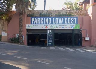 Lloguer Aparcament cotxe  Calle calvario. Se alquilan plazas de garaje en el centro de marbella