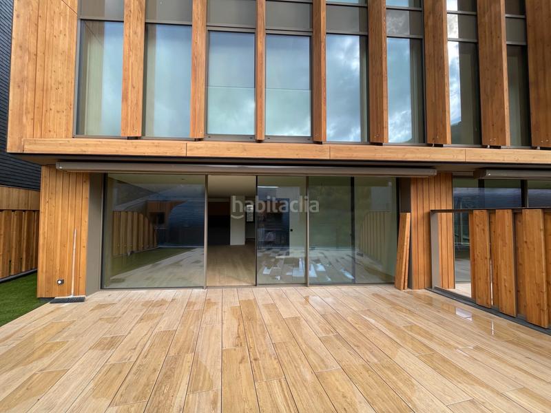 Foto 2cd1ea92-f3bf-4ccd-b690-8172e21e0bb0. Casa adosada casa de lujo a estrenar en L´Aldosa-Anyós La Massana