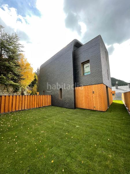 Foto 8b6ab7ed-6cfb-4dec-a402-73980e16042e. Casa adosada casa de lujo a estrenar en L´Aldosa-Anyós La Massana