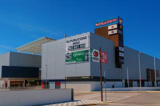 Local commercial  Aceitunillo el. Local comercial 111 m2 centro comercial megaocio bormujos