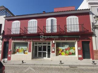 Local commercial  Hernán cortés. Local comercial de 302 m2 en pleno centro de castilleja de la cu