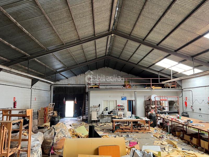 Foto 37d8ce8c-fff8-4d28-80b0-4a97335f4612. Nave industrial en Pilas