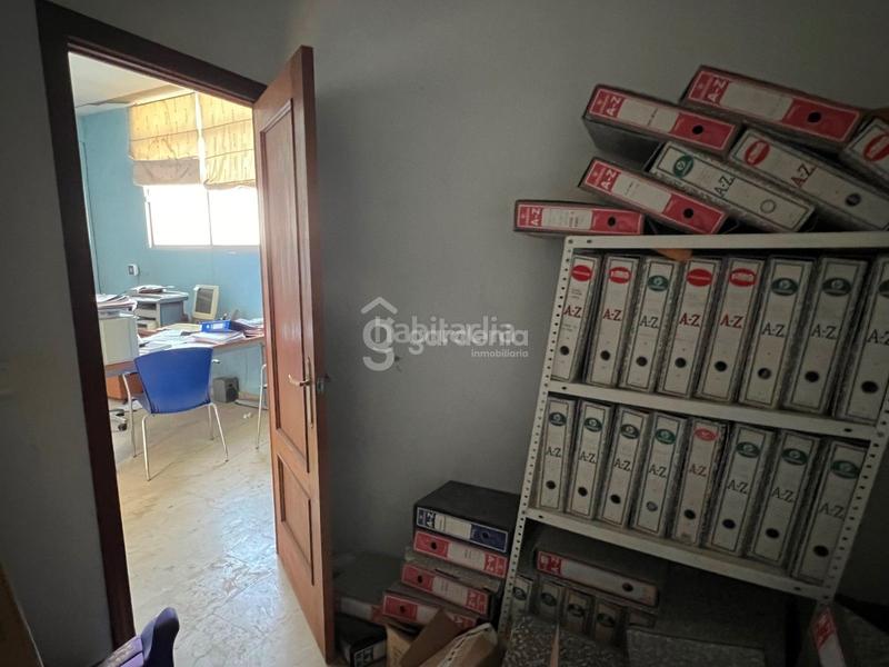 Foto d7f624d1-836c-4c51-9678-15736a5cb1ea. Nave industrial en Pilas