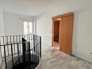 Appartement  Sor maria de la pasion. Piso de 3 dormitorios con patio, sótano, y plaza de parking en s