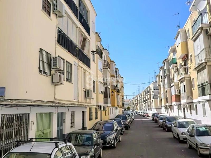 Foto 603e3932-a4ee-4c9c-b58a-cf2e66781e9e. Piso en lora del rio en Lora del Río