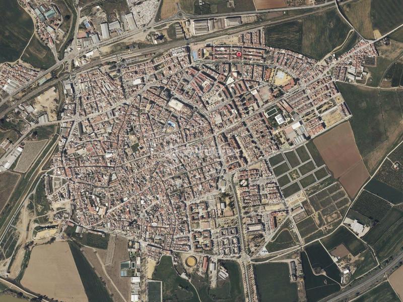 Foto cc4ba280-a6e1-4114-adf8-369d0a4ec755. Piso en lora del rio en Lora del Río