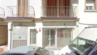 Business premise  Abajo. Local acondicionado en calle abajo