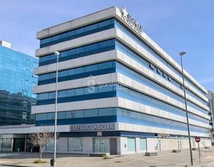Office space  Pino estrobo. Oficina difana en edificio gora sevilla con 2 plazas de parkin