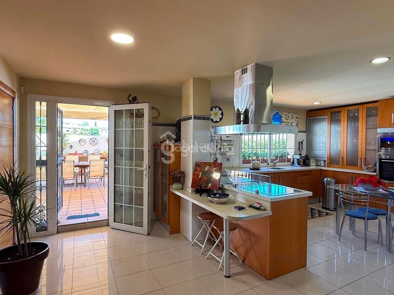 Foto 101d26e8-be5c-4044-81d0-a2696b9f7f4b. Chalet avec chauffage parking piscine dans Santa Eufemia Tomares