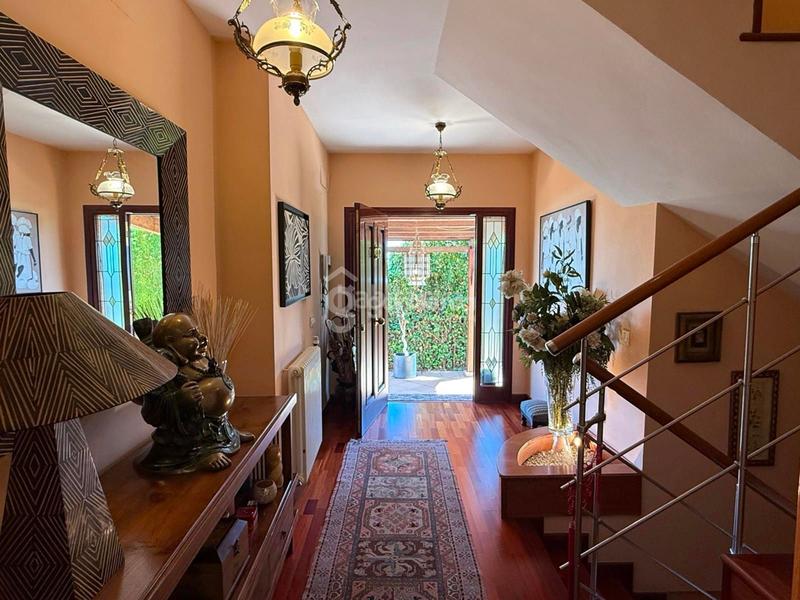 Foto 2e8194a6-9ed3-4c78-ba2e-d09c7bbd039c. Chalet avec chauffage parking piscine dans Santa Eufemia Tomares