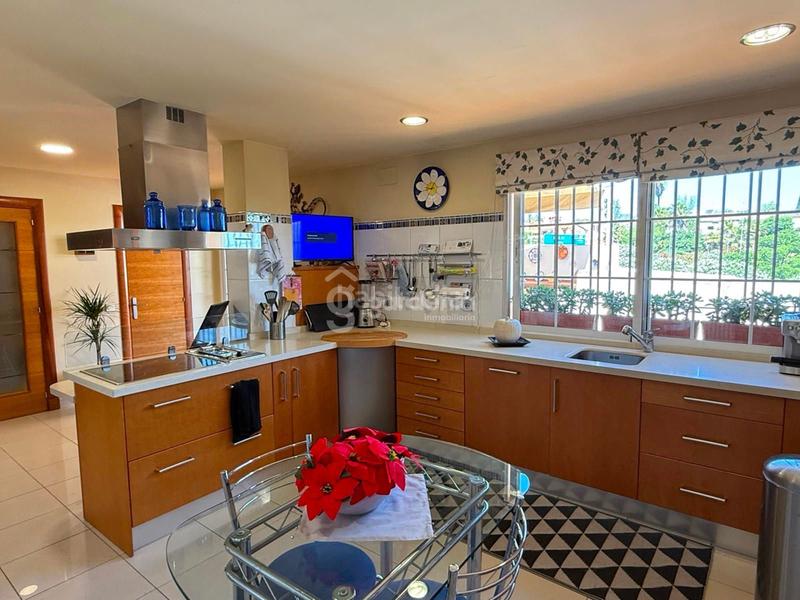 Foto 3294e4cf-a03f-4b9f-bf04-7d9a6869a670. Chalet avec chauffage parking piscine dans Santa Eufemia Tomares