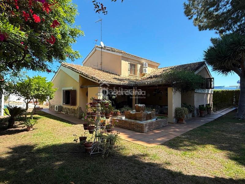 Foto 4c3d9a9f-8b04-43a2-9e74-88521933c56d. Chalet avec chauffage parking piscine dans Santa Eufemia Tomares