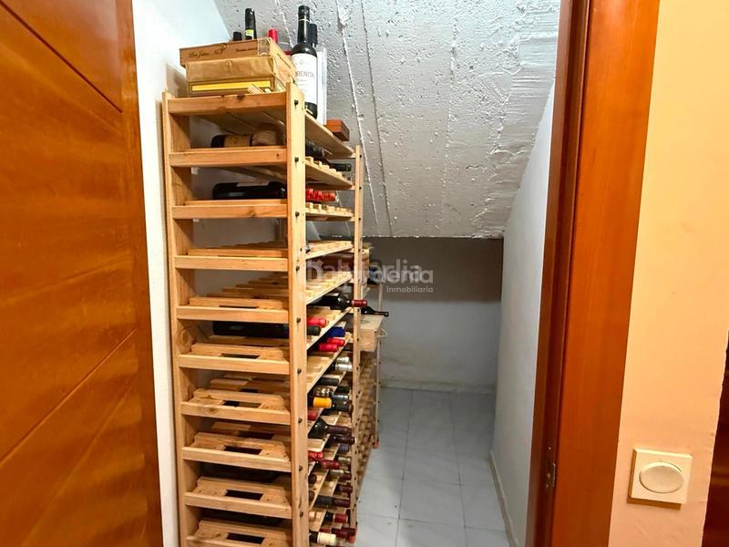 Foto 4fac3dae-b793-47f3-9ac1-ee5e91bce5b6. Chalet avec chauffage parking piscine dans Santa Eufemia Tomares