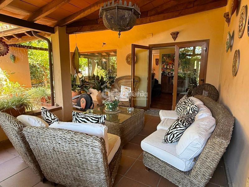 Foto 5a5a1ee7-bb21-4ca2-91c8-db70ba3163ed. Chalet avec chauffage parking piscine dans Santa Eufemia Tomares