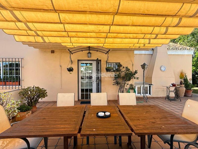 Foto 61902d11-845f-4292-b95f-8af24f470ebe. Chalet avec chauffage parking piscine dans Santa Eufemia Tomares