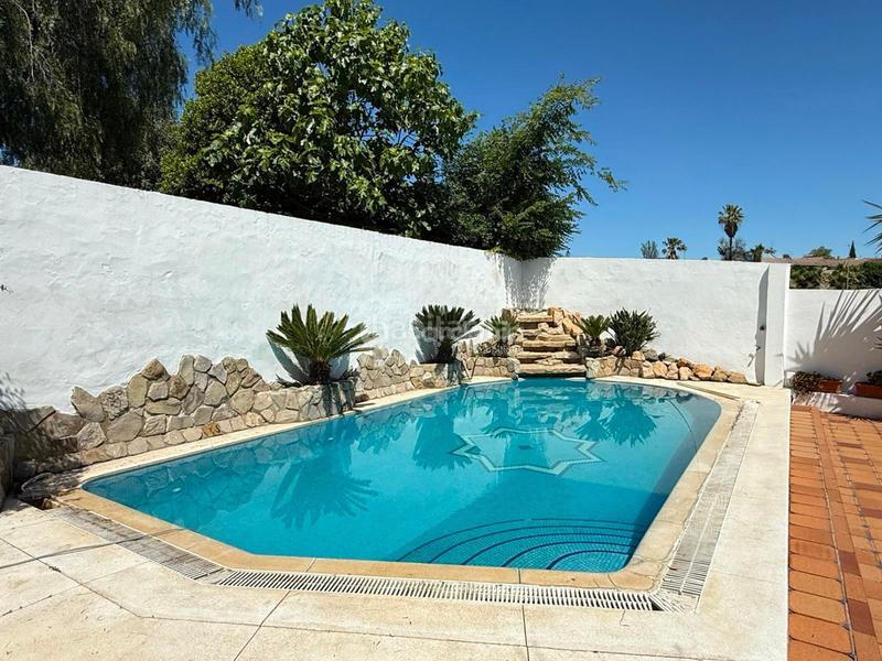 Foto 6d195ca4-991b-4b41-a82b-4669b0605f39. Chalet avec chauffage parking piscine dans Santa Eufemia Tomares