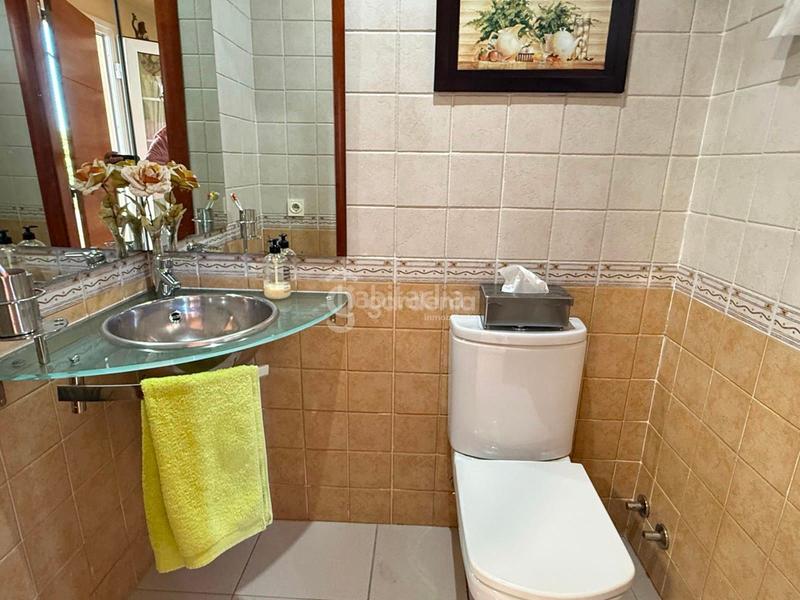 Foto 6f8f925c-c6b3-48a8-99db-c70f0c117e2b. Chalet avec chauffage parking piscine dans Santa Eufemia Tomares