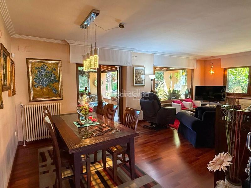 Foto 7545aefd-2bc0-4b83-99b2-68223d898741. Chalet avec chauffage parking piscine dans Santa Eufemia Tomares