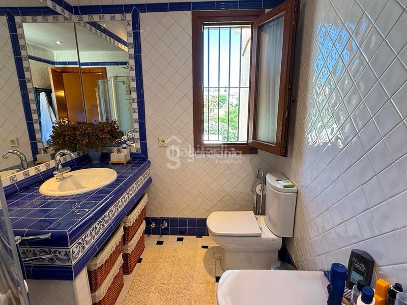 Foto a319859d-afa6-4794-827b-f61ab3c3790d. Chalet avec chauffage parking piscine dans Santa Eufemia Tomares