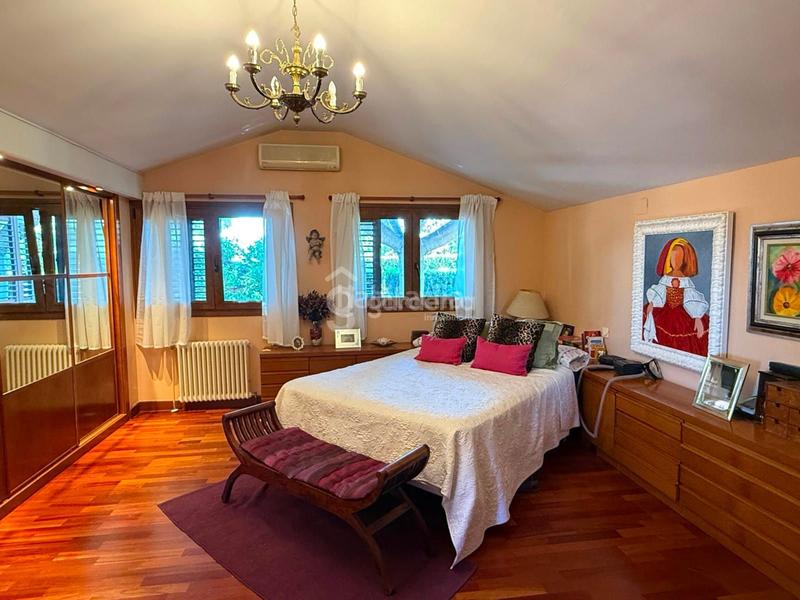 Foto c9ddcb53-a593-4b7b-b71f-30122df3fe2b. Chalet avec chauffage parking piscine dans Santa Eufemia Tomares