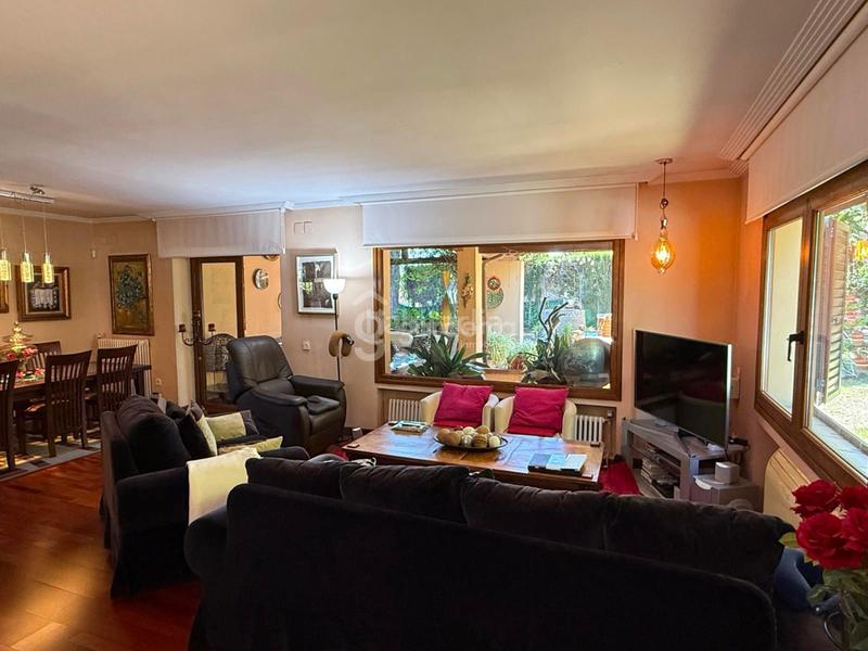 Foto db6df452-d42b-4f0d-96a9-568a6a1781c6. Chalet avec chauffage parking piscine dans Santa Eufemia Tomares