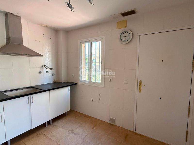 Foto 4839620a-f466-4e1d-955b-9dbcfe9ea55d. Casa  en venta con piscina comunitaria en Espartinas pueblo Espartinas