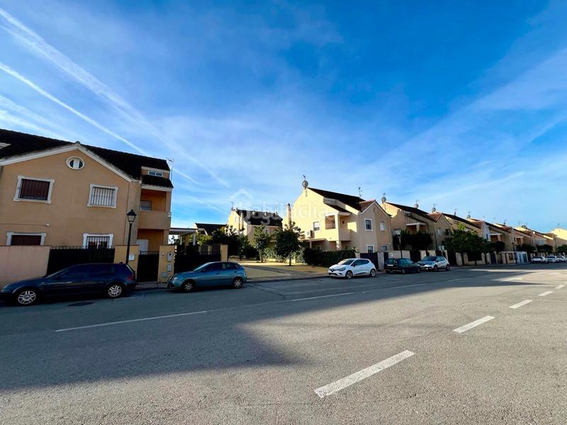Foto 48446806-61c2-4383-80a2-cdcba88b2390. Casa  en venta con piscina comunitaria en Espartinas pueblo Espartinas