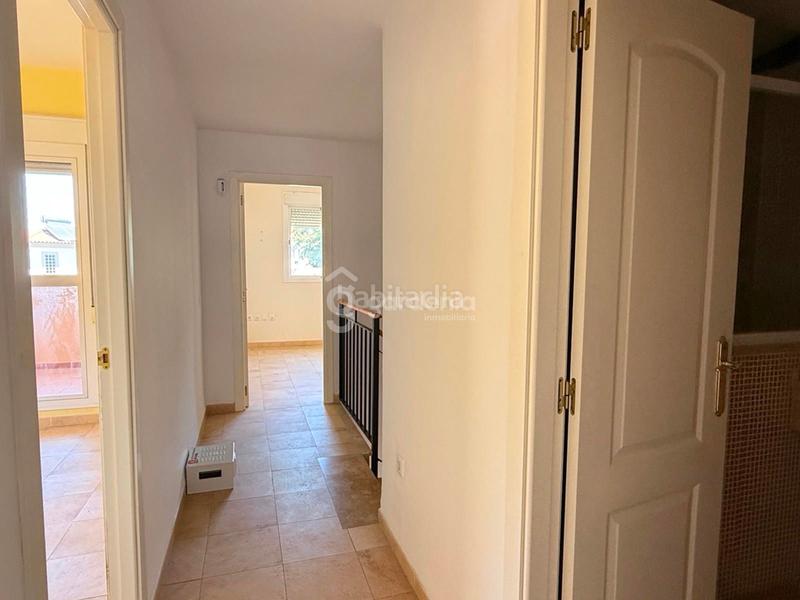 Foto 72b42d5b-4446-4393-ac83-b0b3a8f31379. Casa  en venta con piscina comunitaria en Espartinas pueblo Espartinas